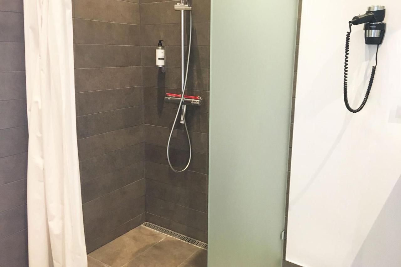 קלונדבורג Strandhotel Rosnaes מראה חיצוני תמונה