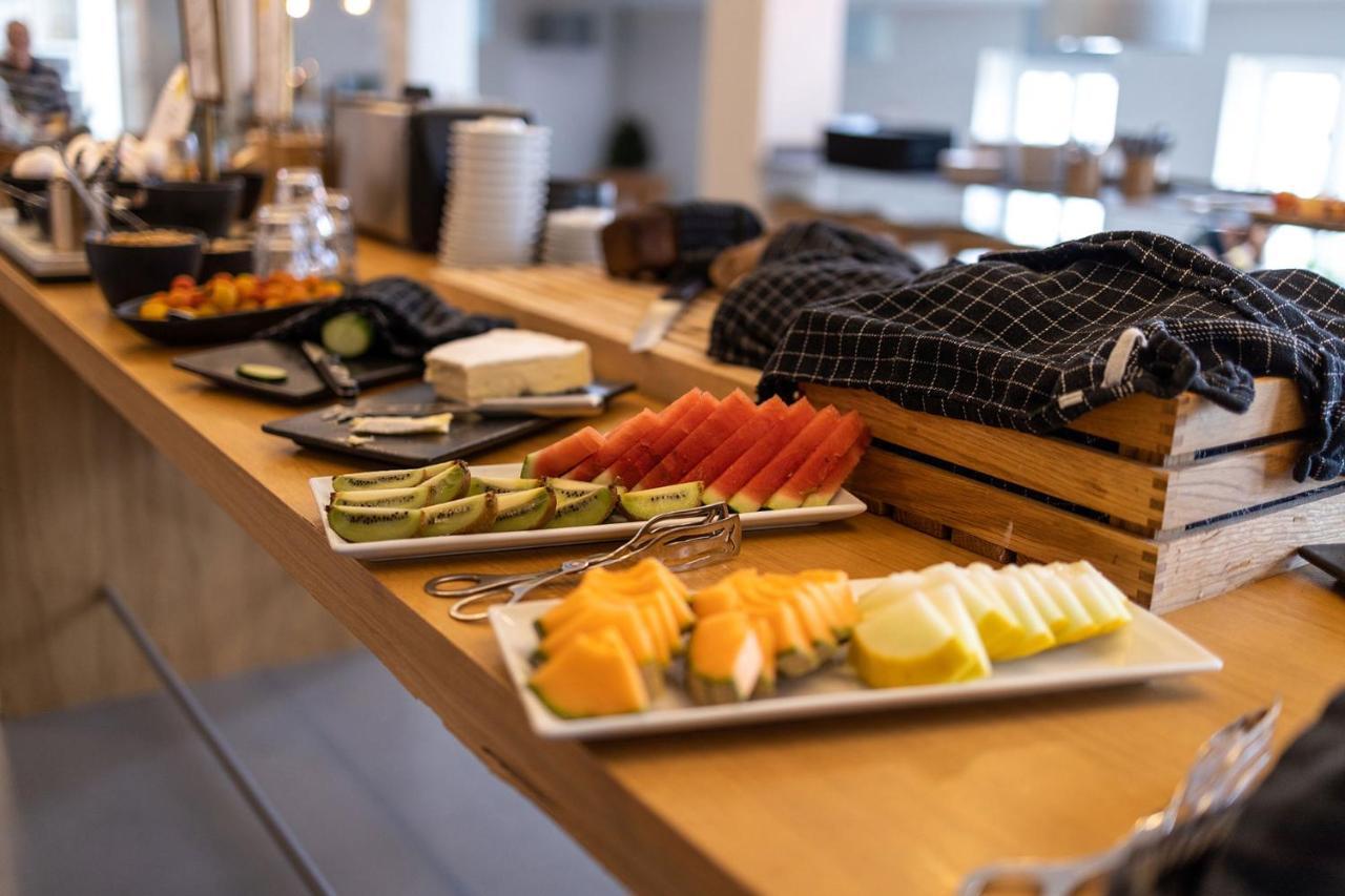 קלונדבורג Strandhotel Rosnaes מראה חיצוני תמונה