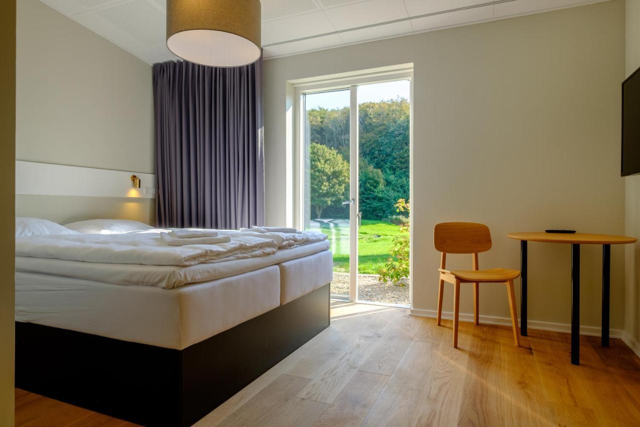 קלונדבורג Strandhotel Rosnaes מראה חיצוני תמונה